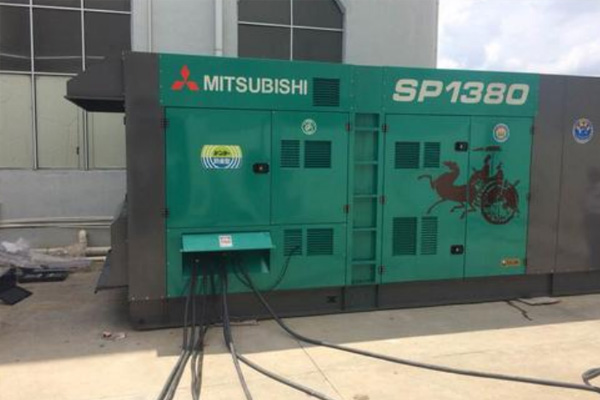 贞丰为什么有些柴油发电机组的输出电压可以调节？