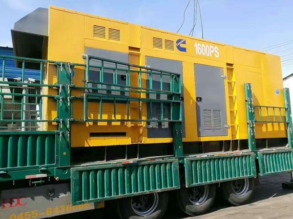 贞丰测量水冷式机油散热器密封件尺寸时的注意事项有哪些？