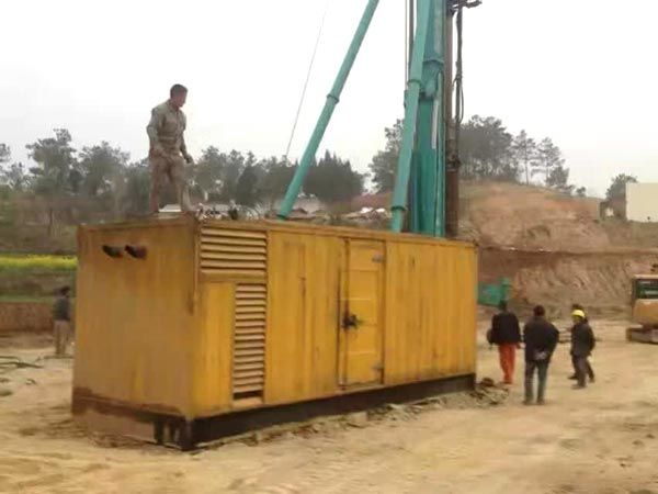 贞丰如何判断水冷式机油散热器密封件是否需要更换？